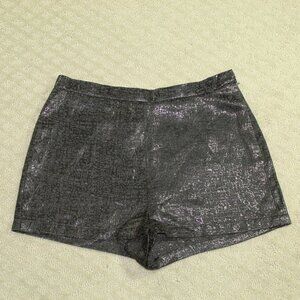 Moon Collection Los Angeles Women's S Shimmery Side Zip Short Shorts